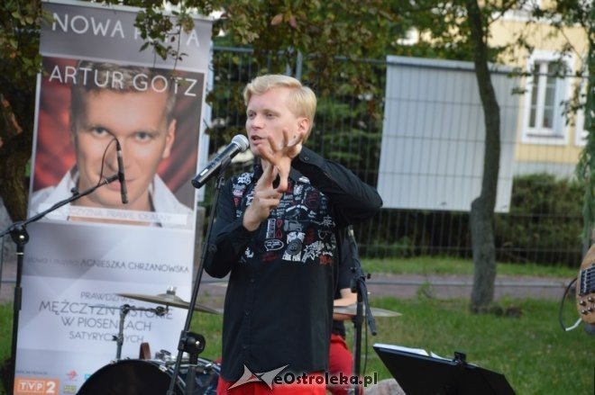 Artur Gotz gwiazdą Art Czwartku [23.07.2015] - zdjęcie #49 - eOstroleka.pl
