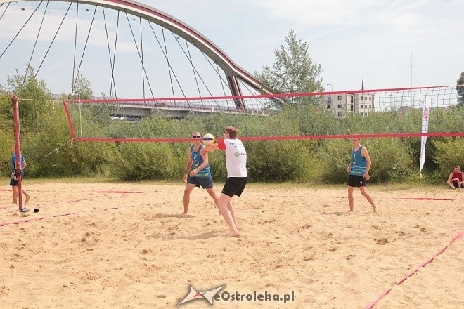 VIII Otwarty Turniej Plażowej Piłki Siatkowej [25.07.2015] - zdjęcie #27 - eOstroleka.pl