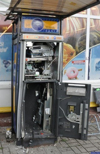 Wybuch bankomatu w Olsztynie [28.07.2015] - zdjęcie #4 - eOstroleka.pl
