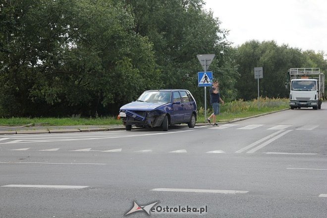 Ostrołęka: Kolizja dwóch osobówek przy 11 Listopada [29.07.2015] - zdjęcie #4 - eOstroleka.pl
