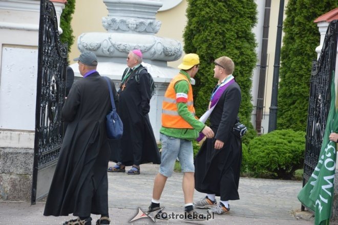 Pielgrzymka na Jasną Górą - diecezja ełcka [31.07.2015] - zdjęcie #1 - eOstroleka.pl
