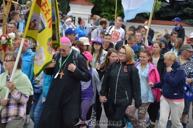 Pielgrzymka na Jasną Górą - diecezja ełcka [31.07.2015] - zdjęcie #13 - eOstroleka.pl