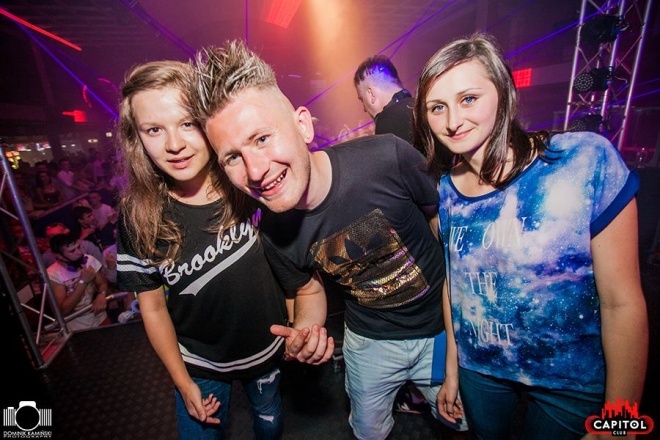 Noc Wariatów w klubie Capitol [31.07.2015] - zdjęcie #15 - eOstroleka.pl