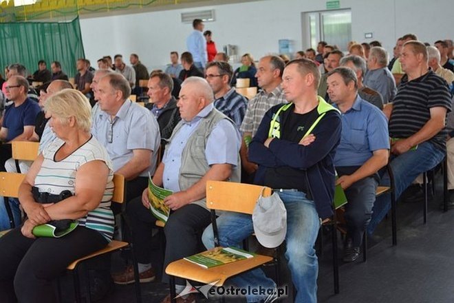 Łyse: Spotkanie z Tadeuszem Nalewajkiem wiceministrem rolnictwa [03.08.2015] - zdjęcie #4 - eOstroleka.pl