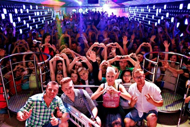Piękni i Młodzi w Clubie Ibiza Zalesi [01.08.2015] - zdjęcie #55 - eOstroleka.pl