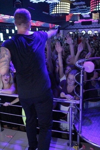Club Ibiza Zalesie obchodził 9. urodziny [14.08.2015] - zdjęcie #2 - eOstroleka.pl