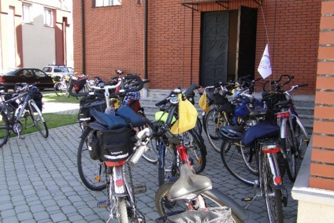 Pielgrzymka rowerowa na Jasną Górę (20.08.09) - zdjęcie #9 - eOstroleka.pl