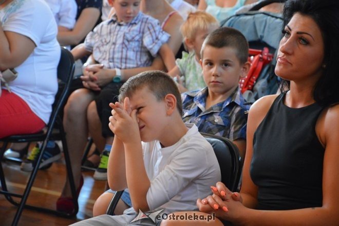 Rozpoczęcie roku szkolnego w Szkole Podstawowej nr 5 w Ostrołęce [01.09.2015] - zdjęcie #37 - eOstroleka.pl