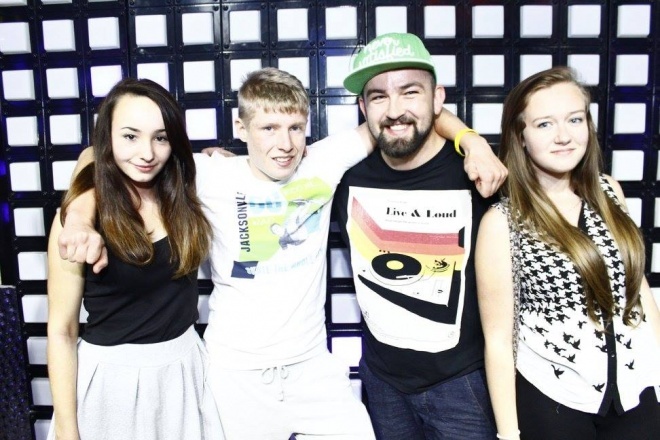Didżej Mietek i Piana Party w Clubie Ibiza Zalesie [01.09.2015] - zdjęcie #16 - eOstroleka.pl