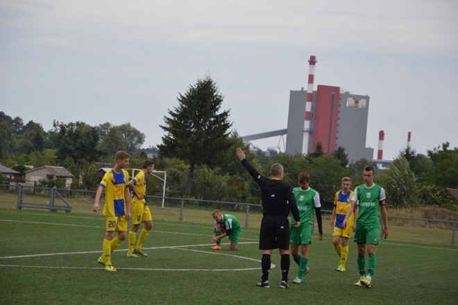 Liga wojewódzka juniorów: Korona Ostrołęka - Żyrardowianka [12.09.2015] - zdjęcie #18 - eOstroleka.pl