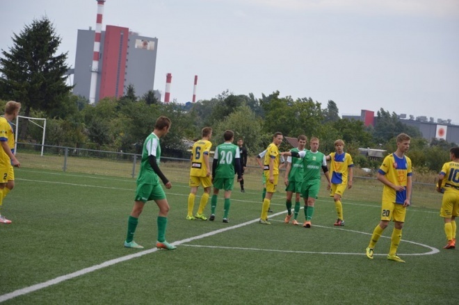 Liga wojewódzka juniorów: Korona Ostrołęka - Żyrardowianka [12.09.2015] - zdjęcie #20 - eOstroleka.pl
