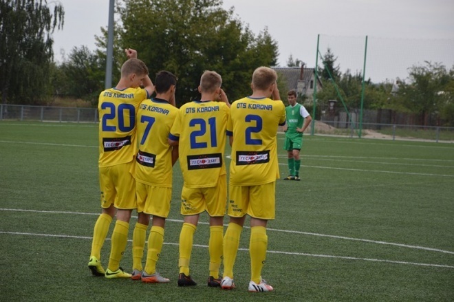 Liga wojewódzka juniorów: Korona Ostrołęka - Żyrardowianka [12.09.2015] - zdjęcie #27 - eOstroleka.pl