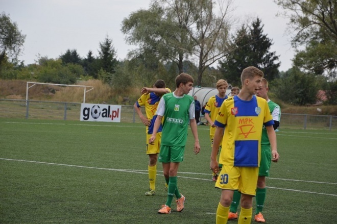 Liga wojewódzka juniorów: Korona Ostrołęka - Żyrardowianka [12.09.2015] - zdjęcie #32 - eOstroleka.pl