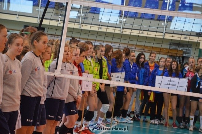 Międzynarodowy turniej kadetek - dzień pierwszy [12.09.2015] - zdjęcie #8 - eOstroleka.pl