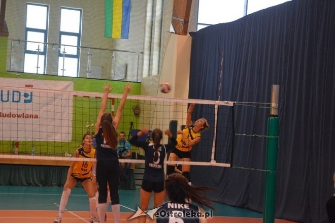 Międznarodowy turniej kadetek - dzień drugi [13.09.2015] - zdjęcie #32 - eOstroleka.pl