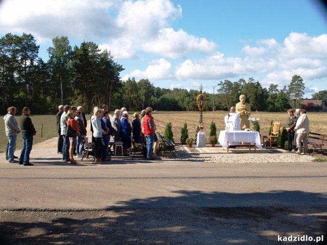 Uroczyste poświęcenie figury św. Franciszka w Todzi [16.09.2015] - zdjęcie #16 - eOstroleka.pl