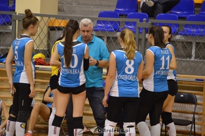 Turniej Piłki Siatkowej Kobiet o Puchar Posła Arkadiusza Czartoryskiego [18.09.2015] - zdjęcie #41 - eOstroleka.pl