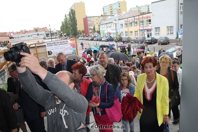 Ostrołęka: Hala targowa przy Prądzyńskiego oficjalnie otwarta [26.09.2015] - zdjęcie #36 - eOstroleka.pl