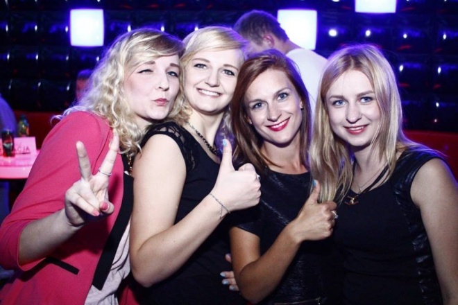 Noc Kobiet w Clubie Ibiza Zalesie i występ grupy Chippendales [26.09.2015] - zdjęcie #5 - eOstroleka.pl