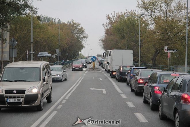 Ostrołęka: Most zamknięty a korki niewielkie [06.10.2015] - zdjęcie #17 - eOstroleka.pl