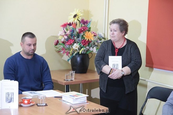 Spotkanie autorskie z Marcinem Tomczakiem w Klubie przy Studziennej [06.10.2015] - zdjęcie #4 - eOstroleka.pl