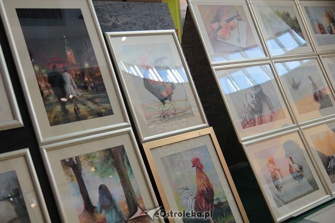 II Przegląd Twórczości Lokalnej w Galerii Bursztynowej: Malarstwo, fotografia, grafika [11.10.2015] - zdjęcie #44 - eOstroleka.pl