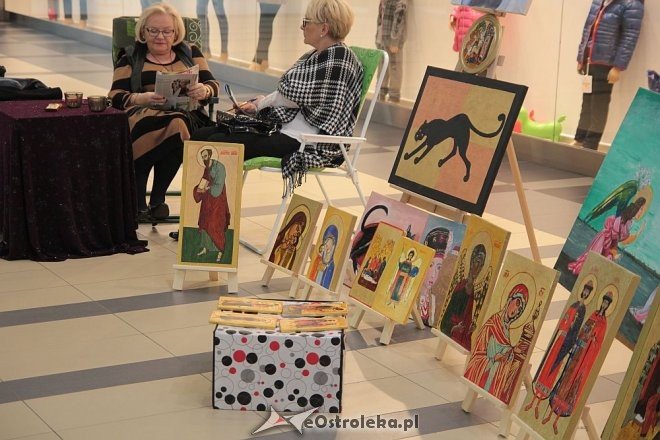 II Przegląd Twórczości Lokalnej w Galerii Bursztynowej: Malarstwo, fotografia, grafika [11.10.2015] - zdjęcie #67 - eOstroleka.pl