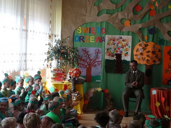 Ostrołęka: Święto Drzewa w „Krainie Misiów” [14.10.2015] - zdjęcie #1 - eOstroleka.pl