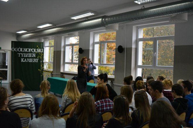 Konferencja w ZSZ Nr 2 pod hasłem: „Poznaj swojego doradcę kariery” [20.10.2015] - zdjęcie #8 - eOstroleka.pl