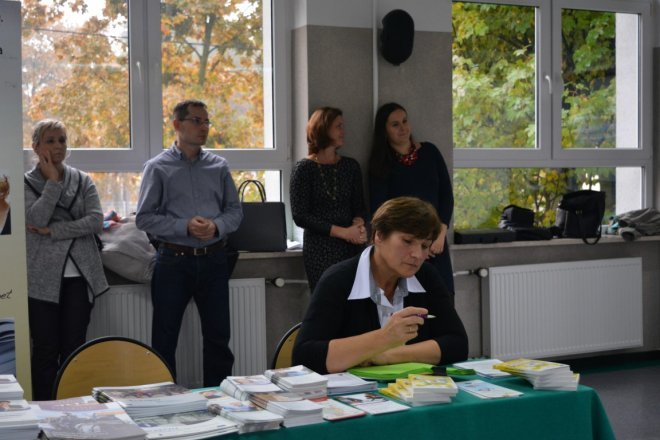 Konferencja w ZSZ Nr 2 pod hasłem: „Poznaj swojego doradcę kariery” [20.10.2015] - zdjęcie #12 - eOstroleka.pl