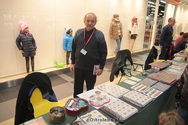 Galeria Bursztynowa była dziś rajem dla kolekcjonerów [25.20.2015] - zdjęcie #11 - eOstroleka.pl