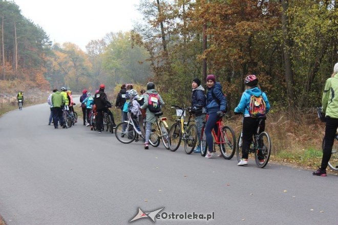 Jesienny Rajd Rowerowy uczniów ostrołęckiej „dziesiątki” [ZDJĘCIA] - zdjęcie #25 - eOstroleka.pl