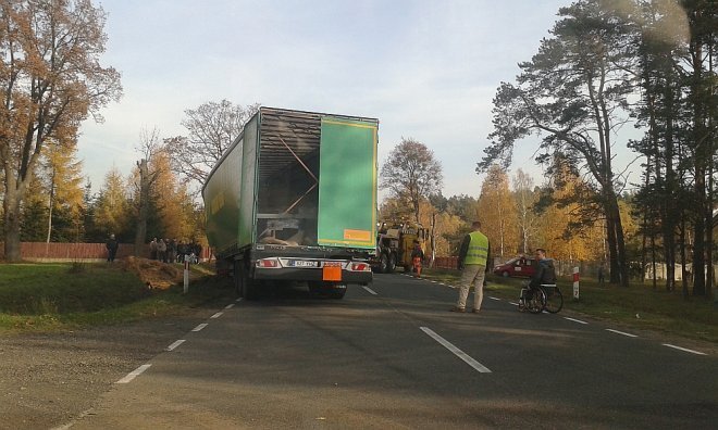 Wypadek w Rydzewie [01.11.2015] - zdjęcie #2 - eOstroleka.pl