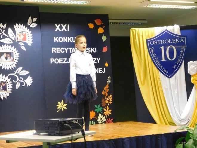 XXI  Międzyszkolny Konkurs Recytatorski Poezji i Prozy Religijnej w ostrołęckiej „dziesiątce” [07.11.2015] - zdjęcie #24 - eOstroleka.pl
