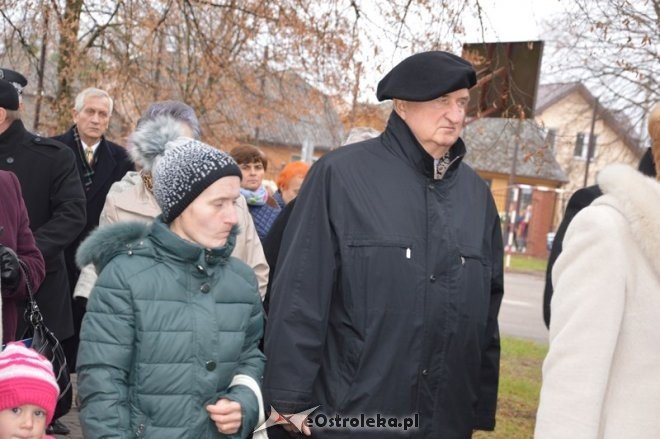 Uroczystości upamiętaniające Mirosława Karpińskiego - Goworowo [15.11.2015] - zdjęcie #17 - eOstroleka.pl