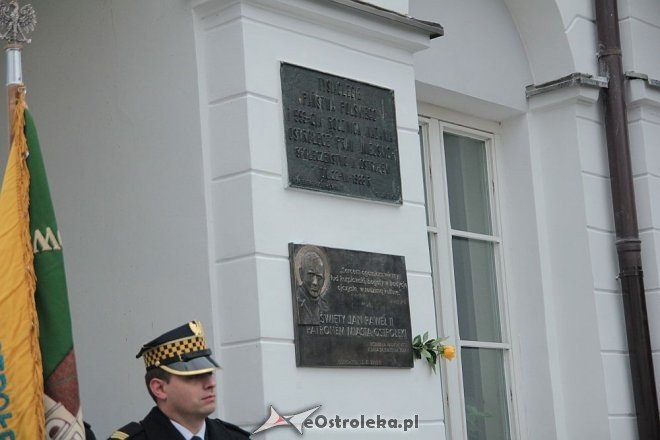 Odsłonięcie tablicy upamiętniającej dzień patrona Ostrołęki, św. Jana Pawła II [15.11.2015] - zdjęcie #8 - eOstroleka.pl