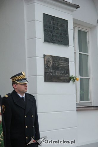 Odsłonięcie tablicy upamiętniającej dzień patrona Ostrołęki, św. Jana Pawła II [15.11.2015] - zdjęcie #9 - eOstroleka.pl