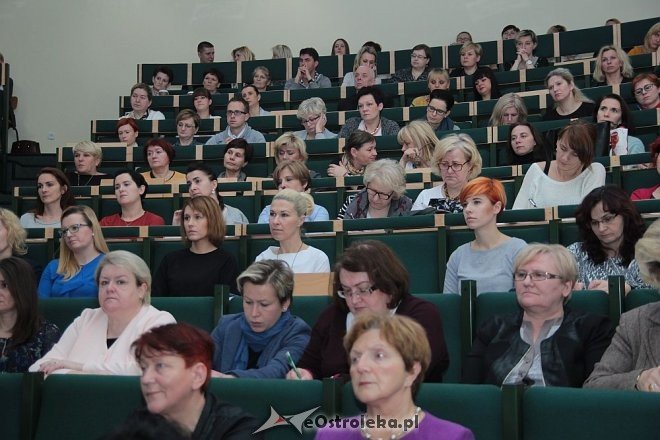 O przeciwdziałaniu dopalaczom z pedagogami i psychologami w Ostrołęce [20.11.2015] - zdjęcie #4 - eOstroleka.pl