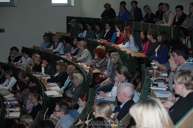 O przeciwdziałaniu dopalaczom z pedagogami i psychologami w Ostrołęce [20.11.2015] - zdjęcie #15 - eOstroleka.pl