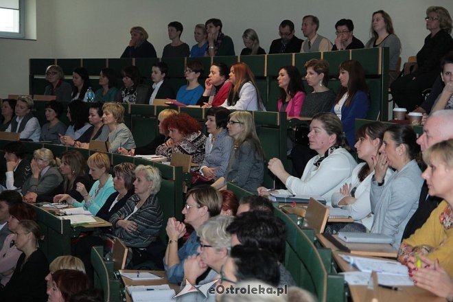 O przeciwdziałaniu dopalaczom z pedagogami i psychologami w Ostrołęce [20.11.2015] - zdjęcie #17 - eOstroleka.pl