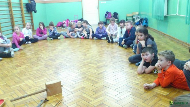 Kadzidło: Nietypowy przebieg zajęć z dialektu. Uczniowie zaskoczeni i zadowoleni [26.11.2015] - zdjęcie #14 - eOstroleka.pl