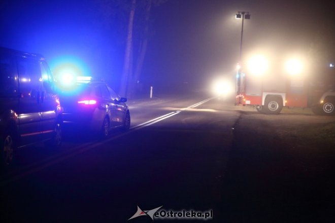 Śmiertelny wypadek w Wachu. Pod kołami bmw zginął 58-letni mężczyzna [27.11.2015] - zdjęcie #5 - eOstroleka.pl