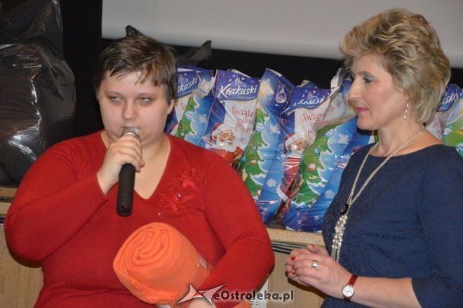 Spotkanie choinkowe Stowarzyszenia Pomocna Dłoń [29.11.2015] - zdjęcie #29 - eOstroleka.pl