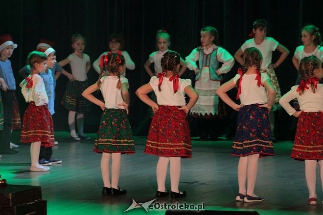 Bajkowe Mikołajki – koncert charytatywny dla Dobrusi Napiórkowskiej [05.12.2015] - zdjęcie #38 - eOstroleka.pl