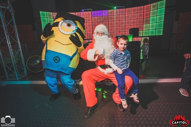 Kinder Party, Minionki i Mikołaj w Clubie Capitol [06.12.2015] - zdjęcie #21 - eOstroleka.pl