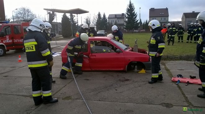 Strażacy ochotnicy z powiatu ostrołęckiego przeszkoleni [08.12.2015] - zdjęcie #9 - eOstroleka.pl
