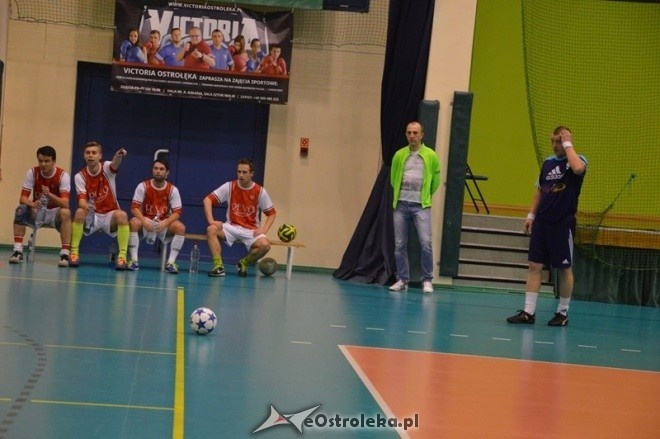 Nocna Liga Futsalu - 1. kolejka [11.12.2015] - zdjęcie #1 - eOstroleka.pl
