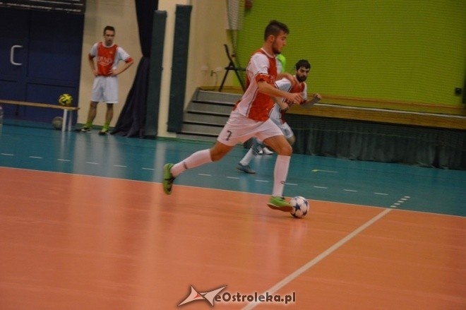 Nocna Liga Futsalu - 1. kolejka [11.12.2015] - zdjęcie #9 - eOstroleka.pl