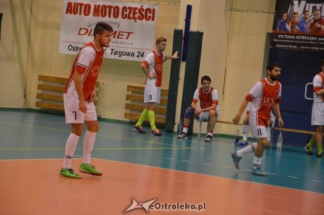 Nocna Liga Futsalu - 1. kolejka [11.12.2015] - zdjęcie #11 - eOstroleka.pl