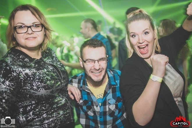 Noc Wariatów z Niną Suerte w Clubie Capitol Sypniewo [13.12.2015] - zdjęcie #51 - eOstroleka.pl